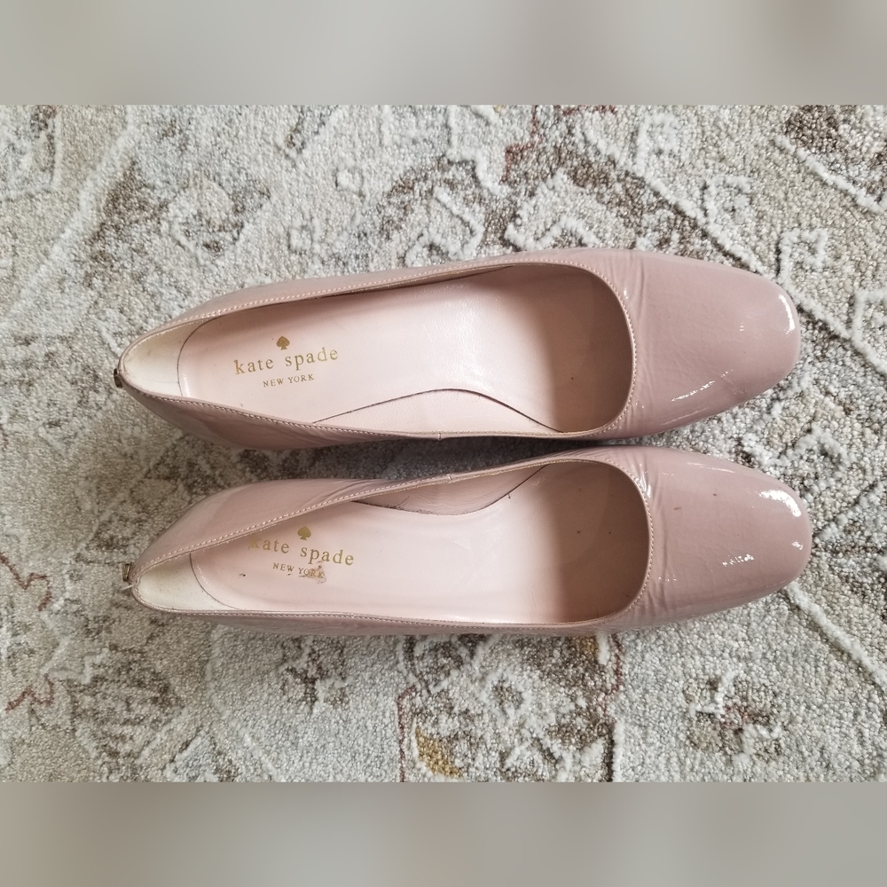 Kate Spade Nude Block Heel Shoes size 6.5